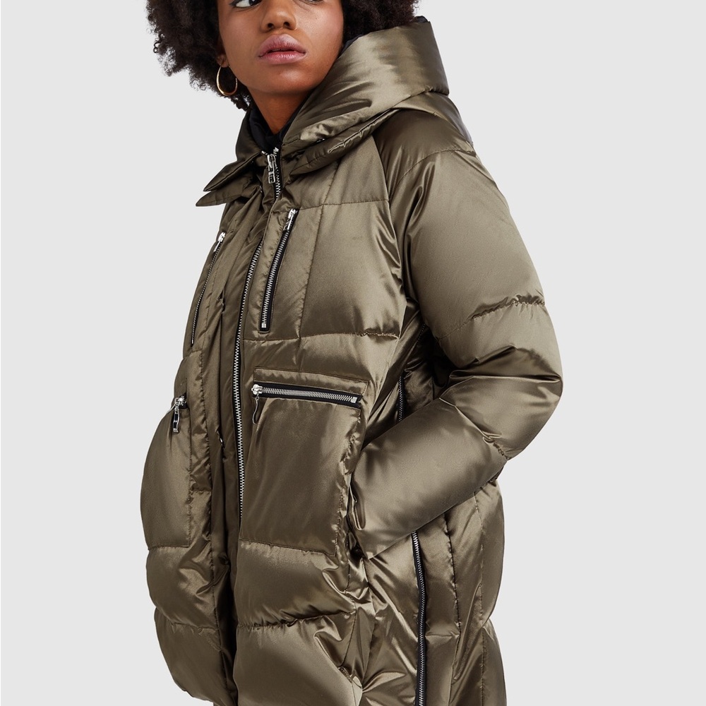Women's Olive Puffer Jacket like new
